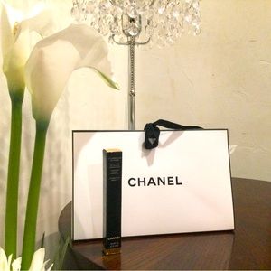 CHANEL Le Correcteur be Chanel in Abricot (Apricot)